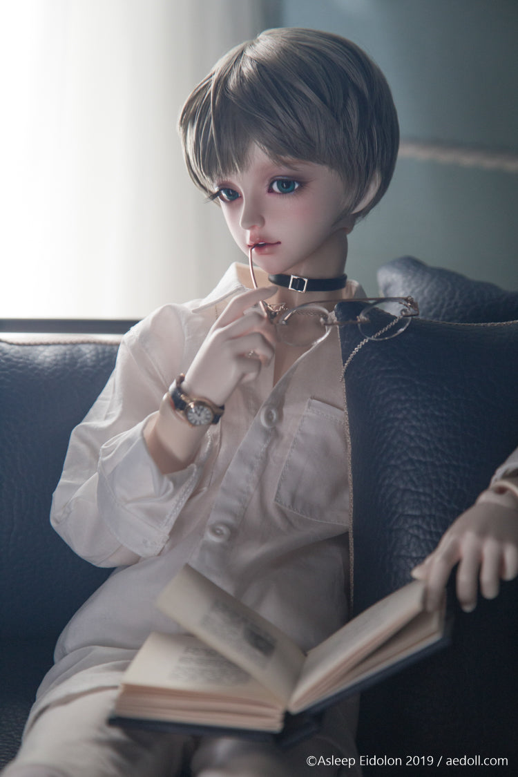 LYNN | PREORDER | DOLL