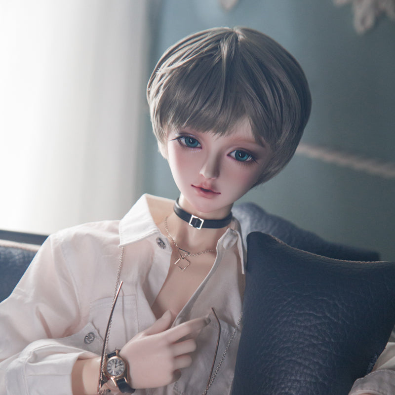 LYNN | PREORDER | DOLL