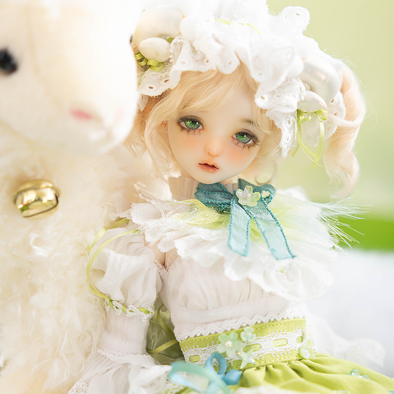 LAMBELLA | PREORDER | DOLL