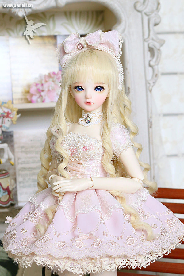 MOIRA | PREORDER | DOLL