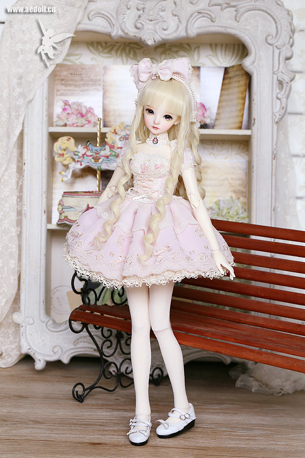 MOIRA | PREORDER | DOLL