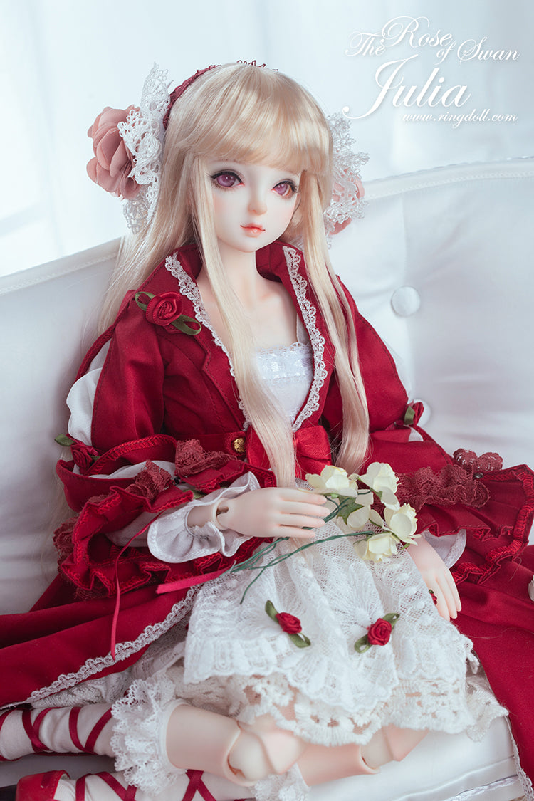 JULIA | PREORDER | DOLL