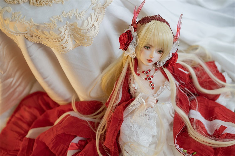 JULIA 2.0 | PREORDER | DOLL