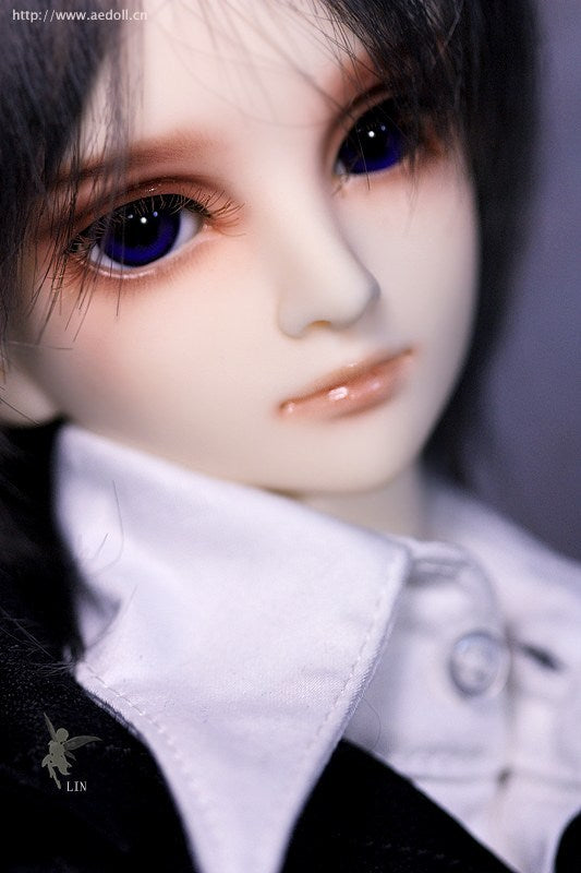 COLD | PREORDER | DOLL