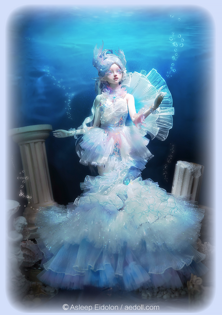 IRIS | PREORDER | DOLL