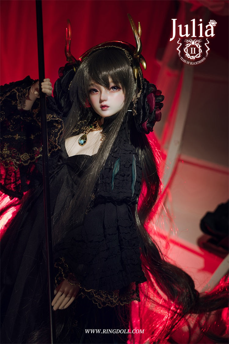 JULIA 2.0 DARK | PREORDER | DOLL