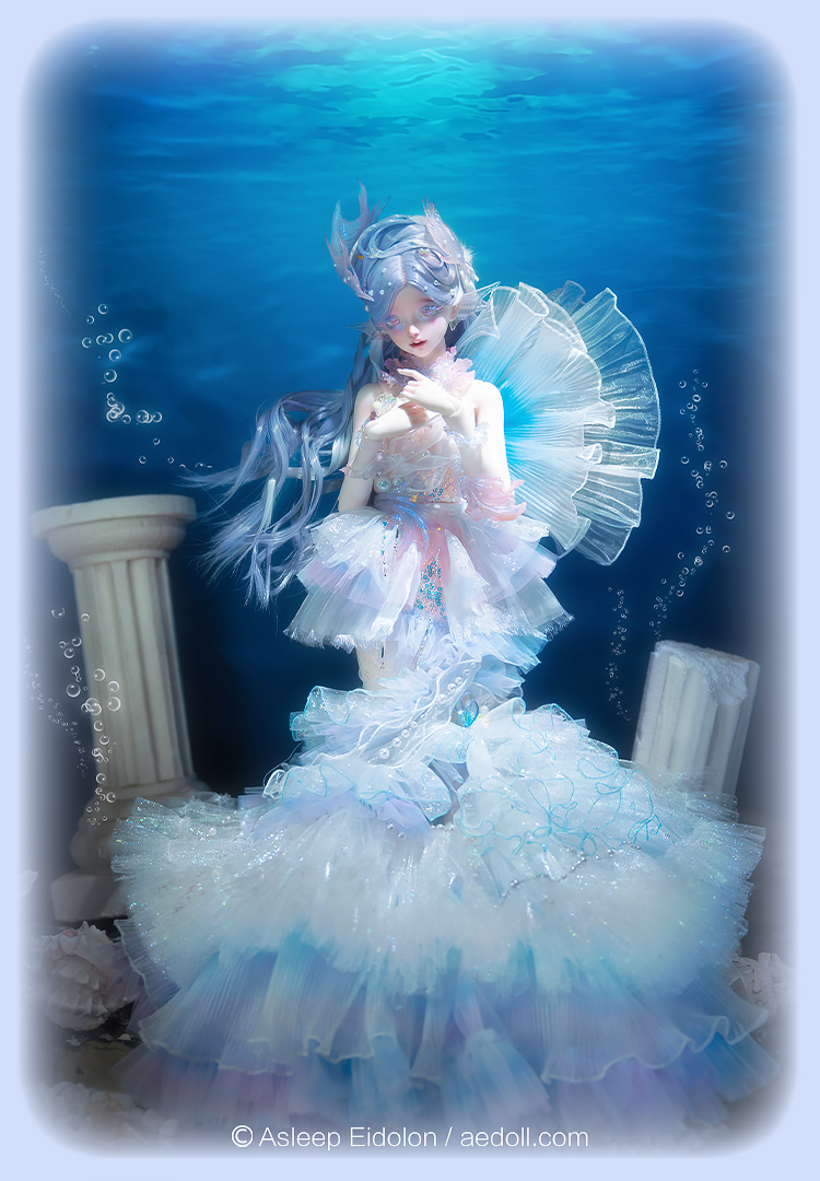 IRIS | PREORDER | DOLL