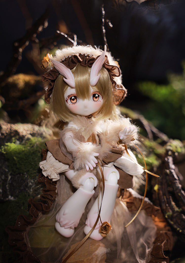 MMOTH | IN STOCK | DOLL