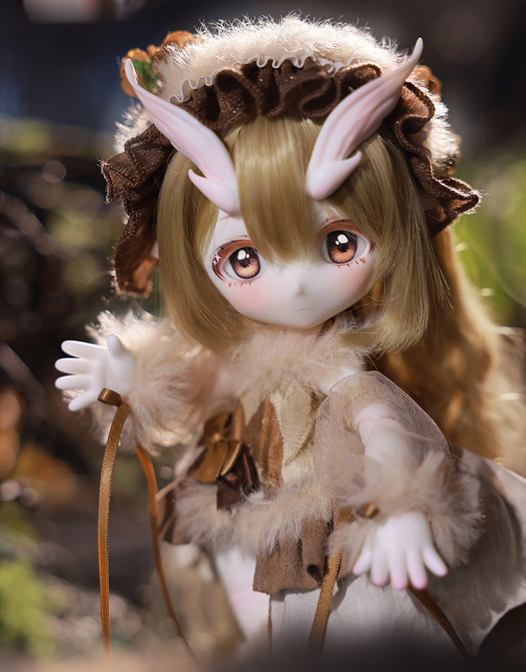 MMOTH | IN STOCK | DOLL