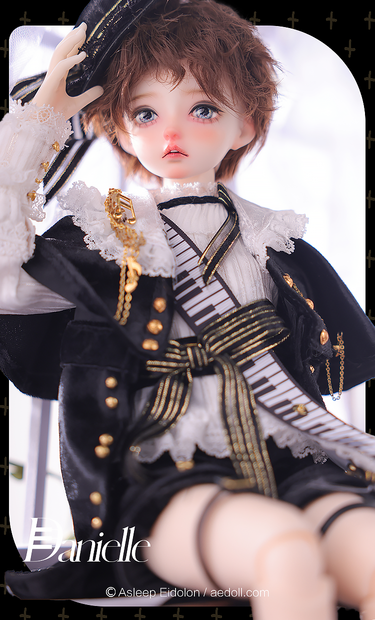 DANIELLE | PREORDER | DOLL