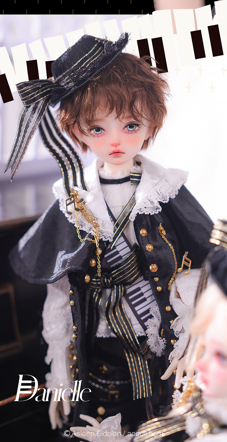 DANIELLE | PREORDER | DOLL