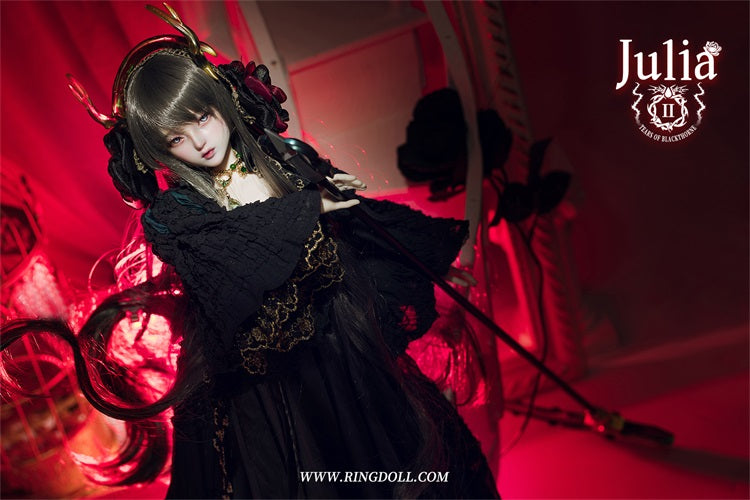 JULIA 2.0 DARK | PREORDER | DOLL