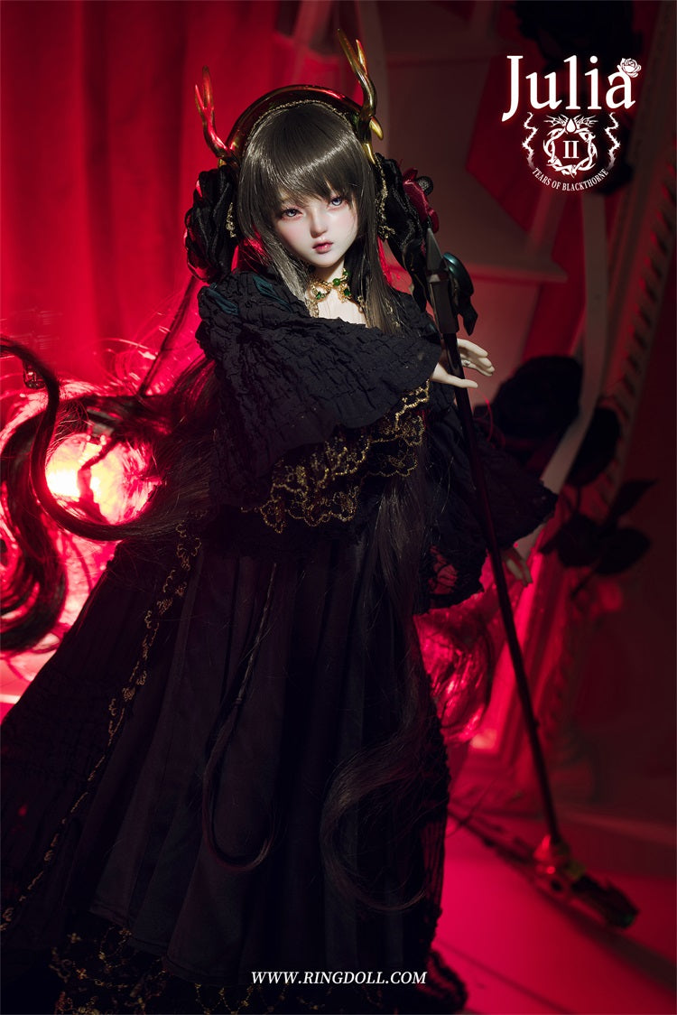 JULIA 2.0 DARK | PREORDER | DOLL