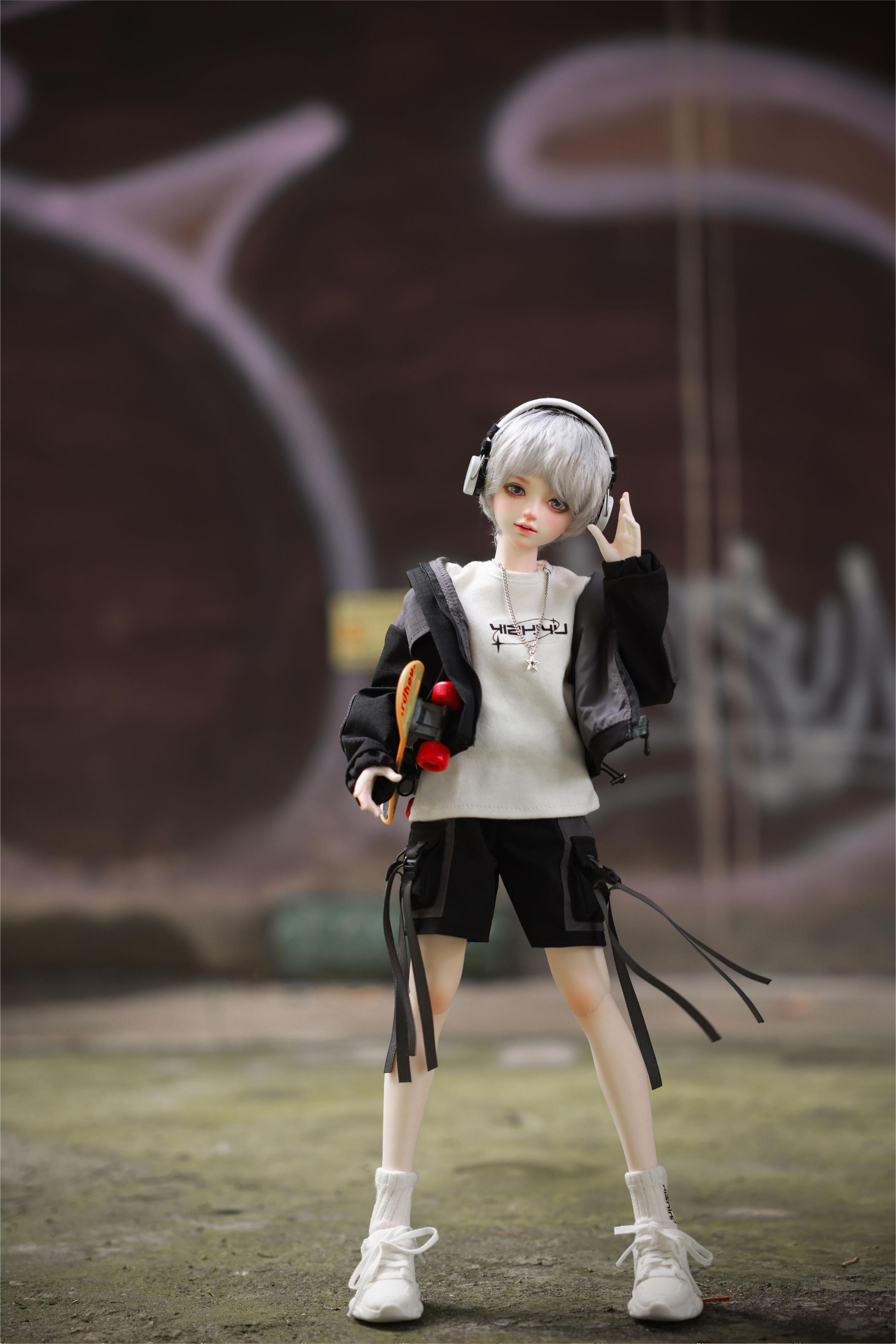 LYNN | PREORDER | DOLL