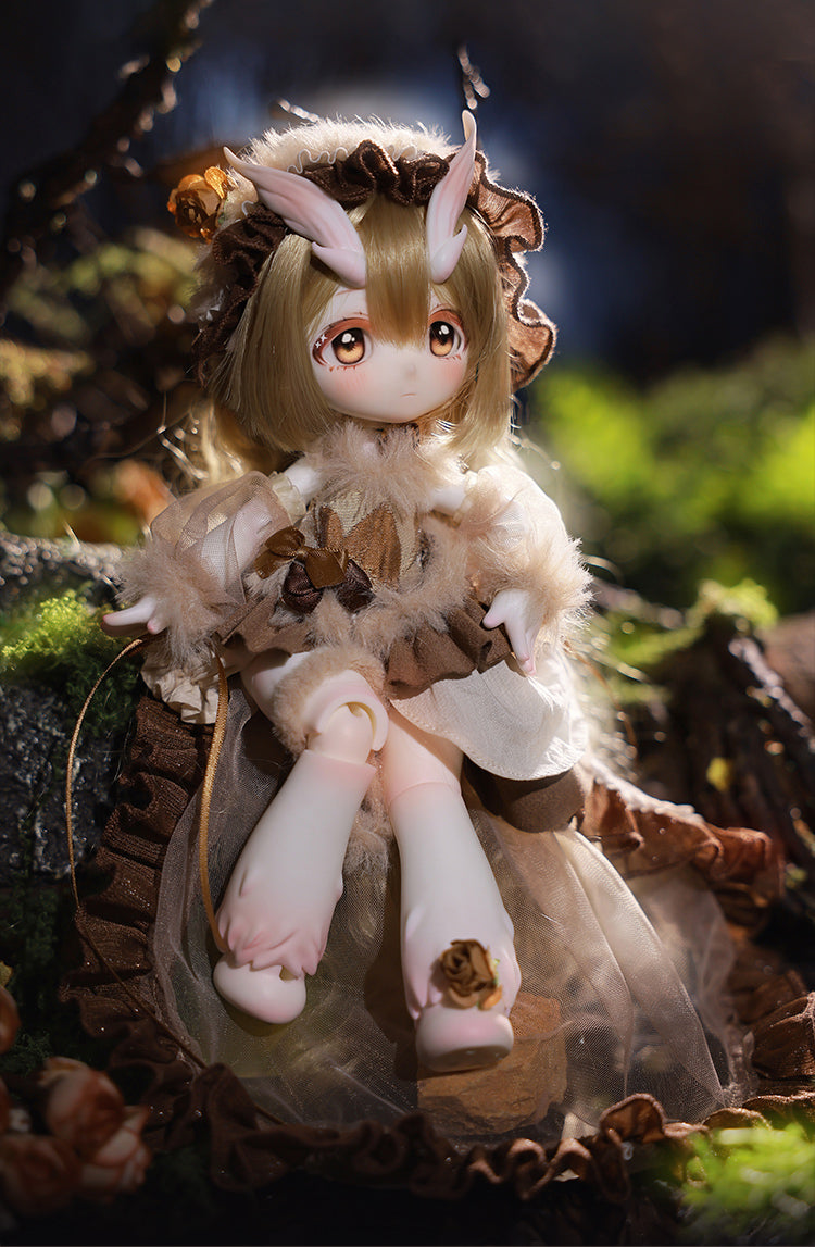 MMOTH | IN STOCK | DOLL
