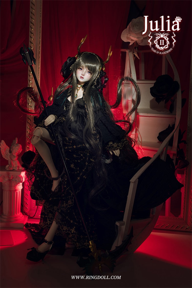 JULIA 2.0 DARK | PREORDER | DOLL