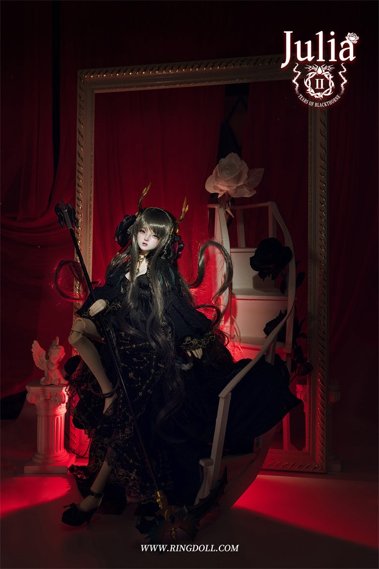 JULIA 2.0 DARK | PREORDER | DOLL