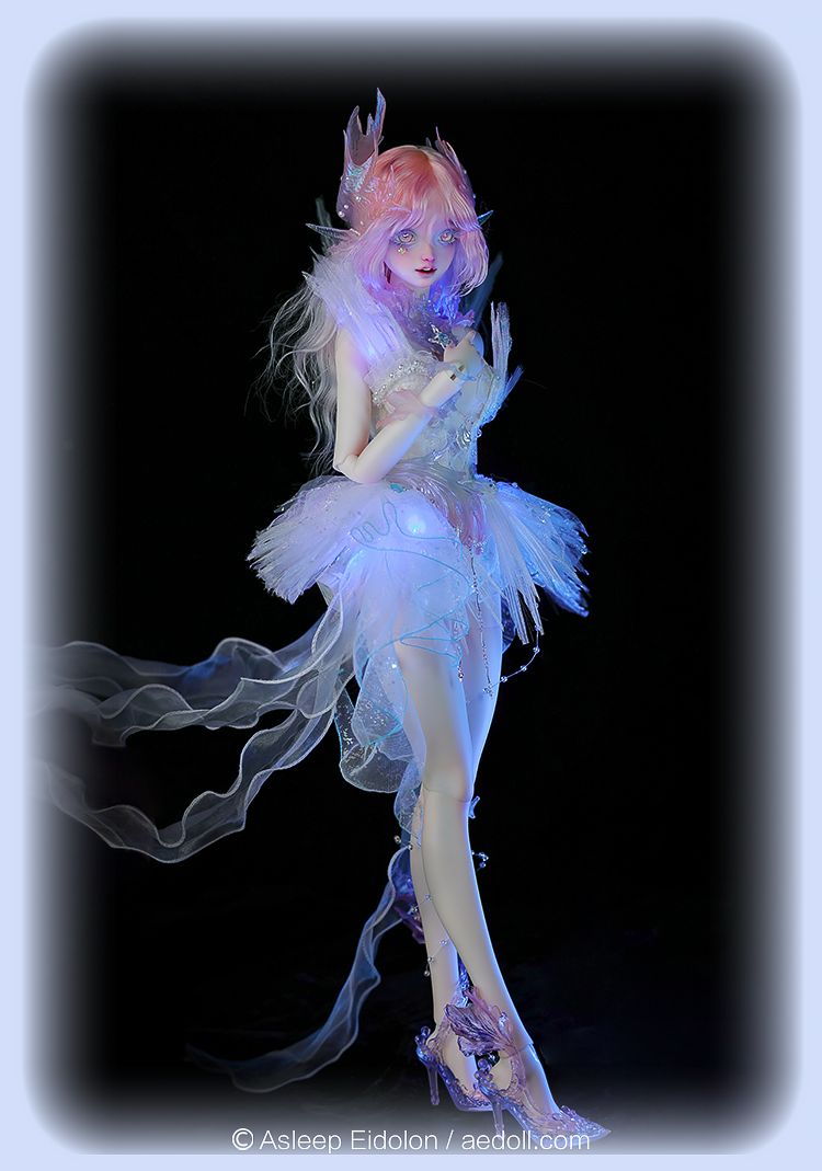 IRIS | PREORDER | DOLL