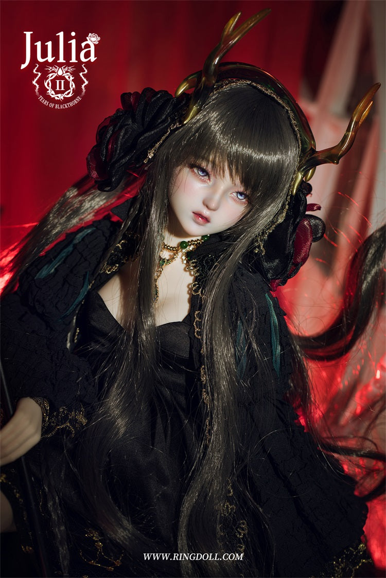 JULIA 2.0 DARK | PREORDER | DOLL