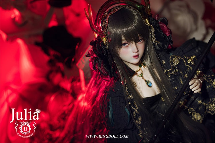JULIA 2.0 DARK | PREORDER | DOLL