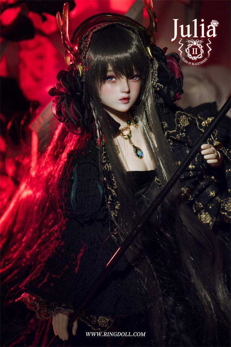 JULIA 2.0 DARK | PREORDER | DOLL