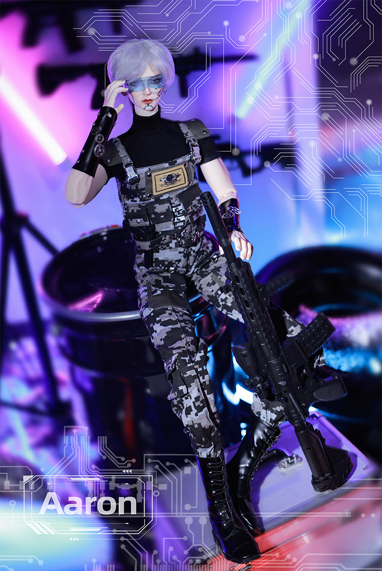 AARON | IN STOCK | DOLL