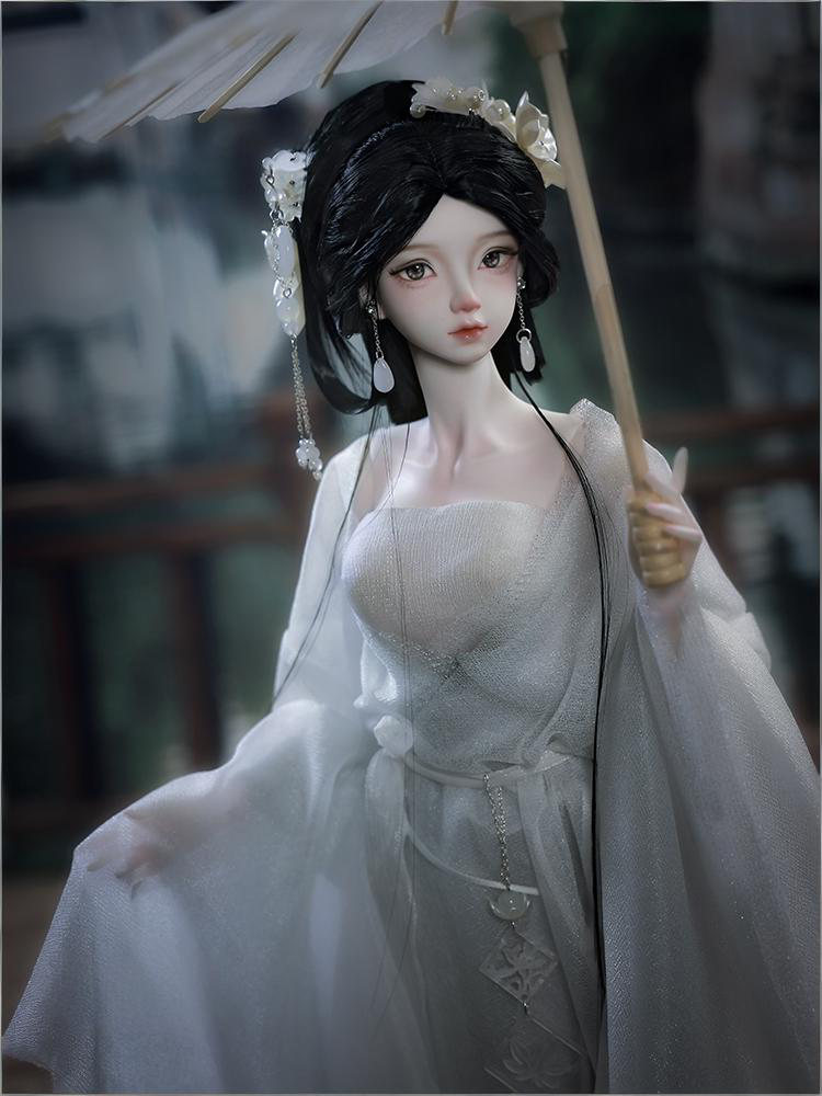 WINTER | IN STOCK | DOLL