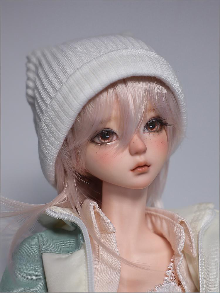 LIMO | PREORDER | DOLL