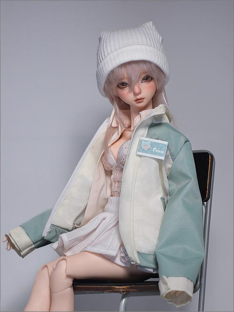 LIMO | PREORDER | DOLL